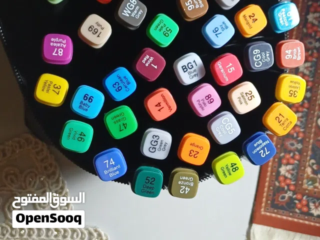 أقلام ماركرز تاتش 40 لون جديد حالة ممتازة برأس ضعيف مدبب و مشطوف عريض
