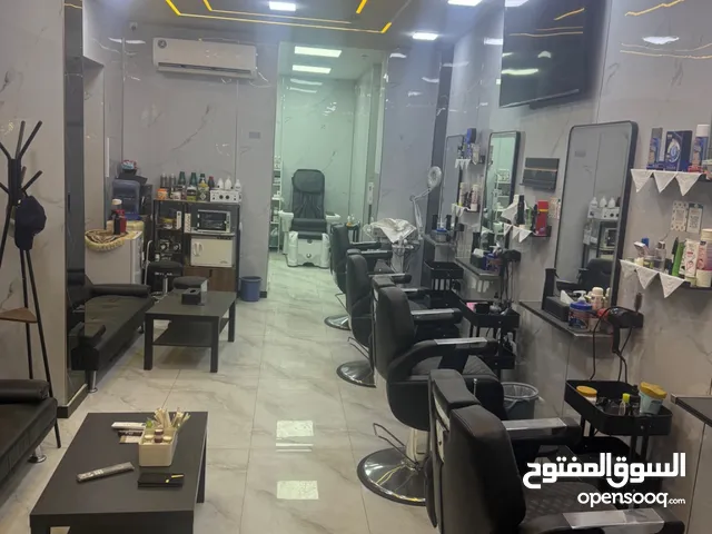 صالون مجهز متكامل مساحة 80 متر للبيع فقط ب