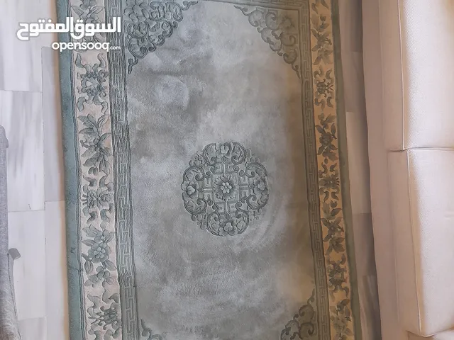 سجاد للبيع بسعر مخفض