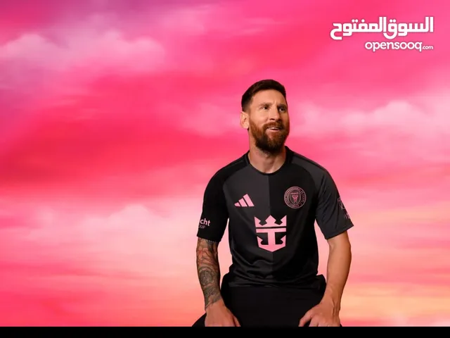 تيشيرت انت ميامي الأسود