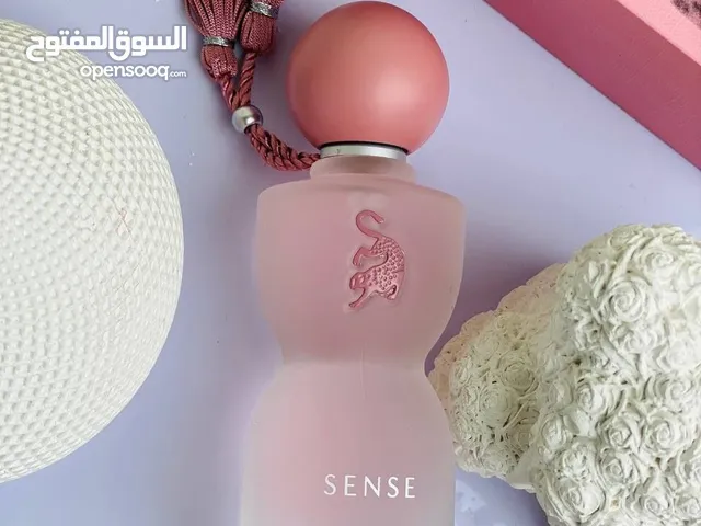 عطر جورجينا مو أي عطر... جورجينا خلق للبنات اللي حضورهن يفرض نفسه للي يحبن التميز والنعومة الممزوجة