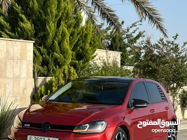 فولكسفاجن جولف Tsi