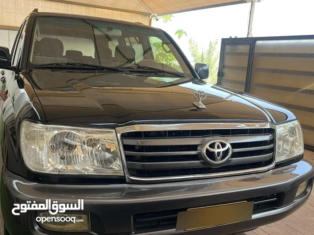 Used Toyota Land Cruiser in Muscat