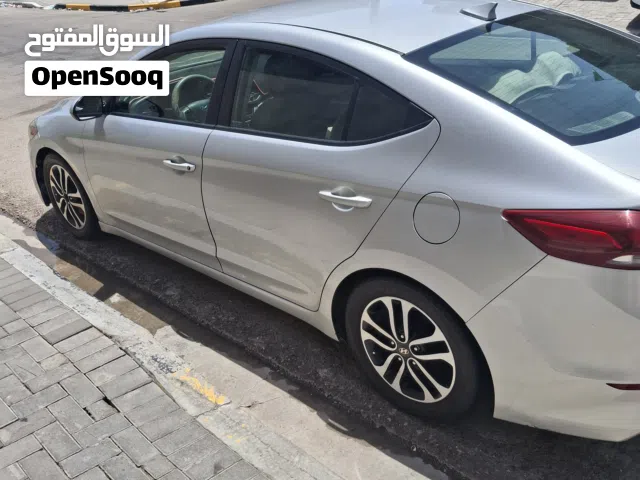 2018 هيونداي النترا Limited