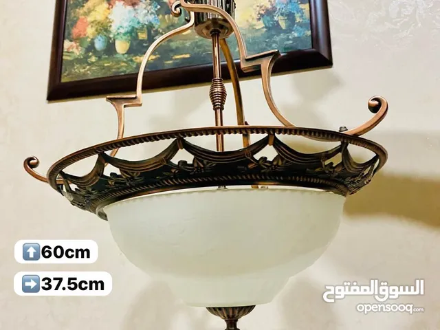ثريات متعددة
