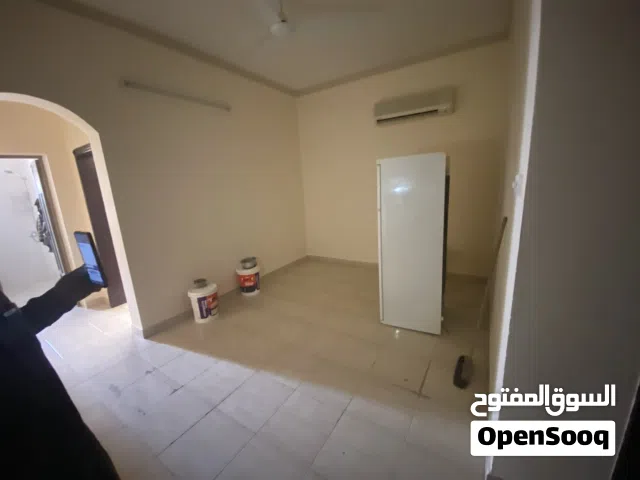 100 m2 2 Bedrooms Apartments for Rent in Muharraq Muharraq City