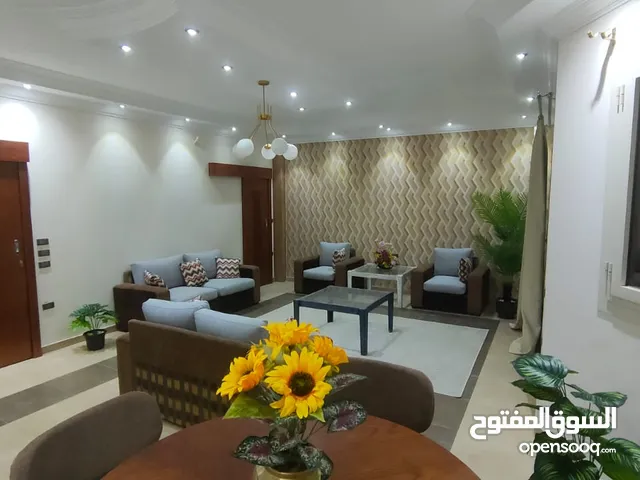 200 m2 3 Bedrooms Apartments for Rent in Cairo El Banafseg Services Area