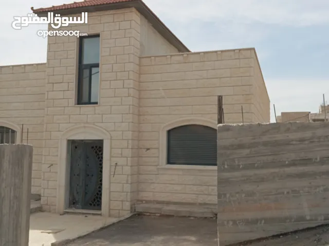 180 m2 4 Bedrooms Townhouse for Sale in Nablus Asira Ash-Shamaliya