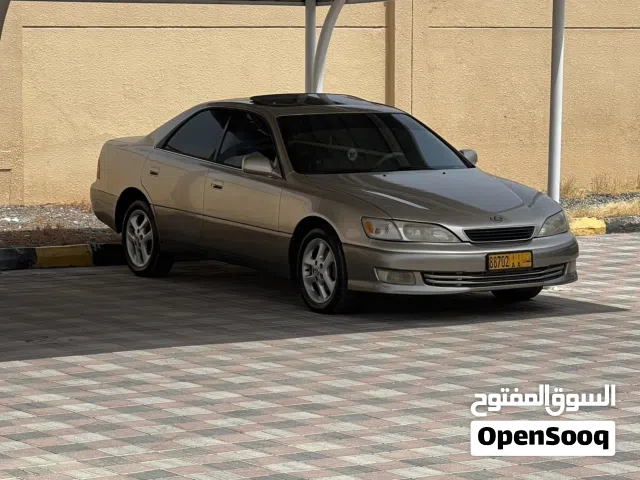 Used Lexus ES in Al Dakhiliya