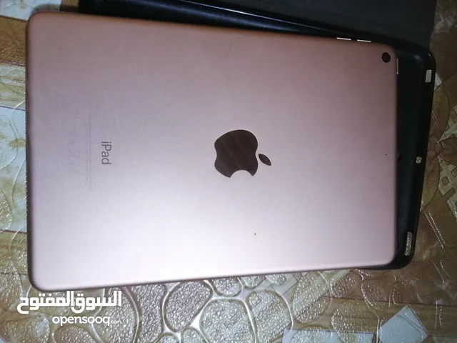 Apple iPad 5 64 GB in Mafraq