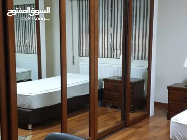 340m2 4 Bedrooms Apartments for Rent in Amman Deir Ghbar