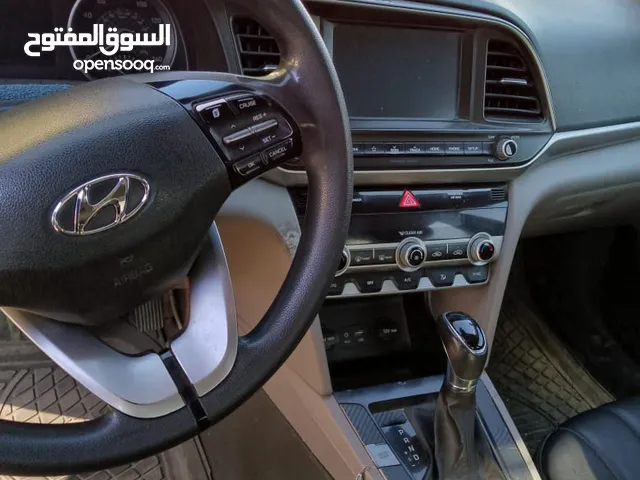 Hyundai Elantra 2020 in Zarqa