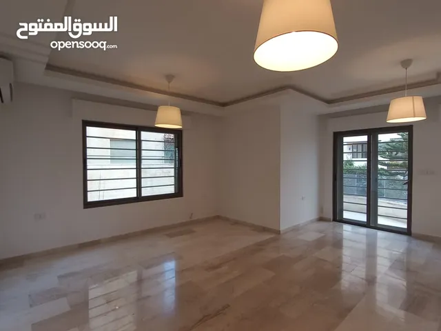 شقةشبه مفروشة للايجار في الدوار الرابع ( Property 40360 ) سنوي فقط