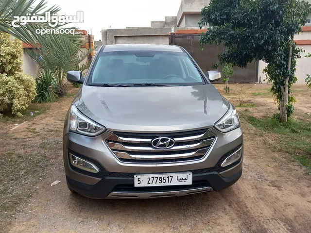 Used Hyundai Santa Fe in Tripoli