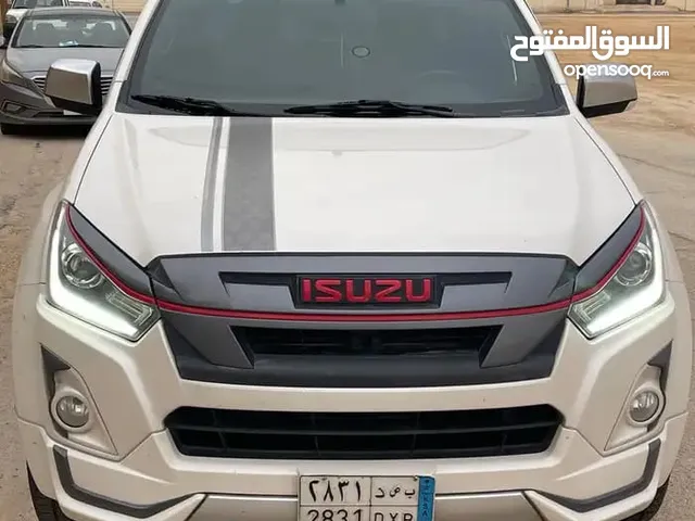 Used Isuzu D-Max in Al Madinah