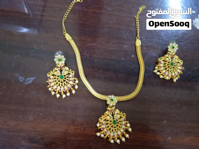 Beautifull neckless with earing