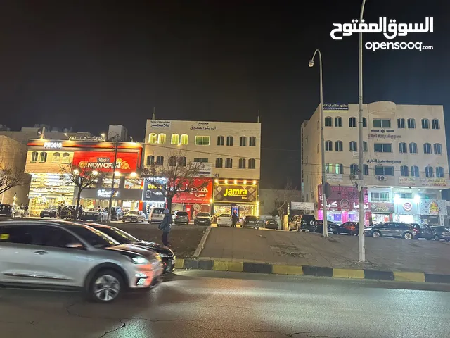 محلات ومكاتب للايجار السنوي