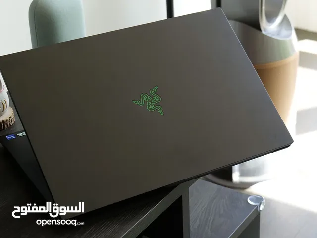 Razer Blade 18 with RTX 4090 16 GB Graphics