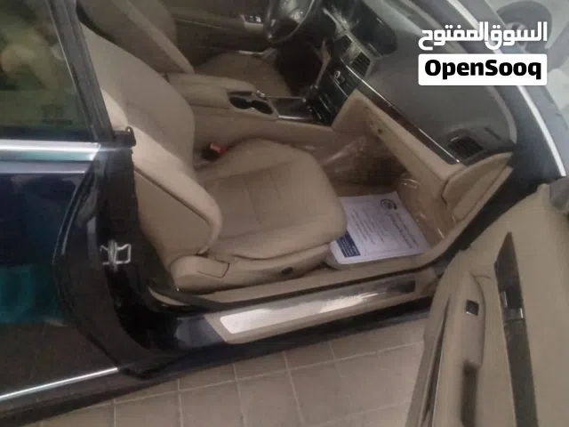 مرسيدس بنز اي 550 للبيع لون ازرق كحلي