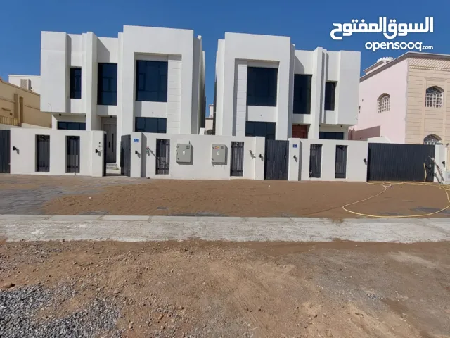 للبيع جزء من توين فيلا فخمه بتصميم  عصري اروبي  اول خط من شارع النور دقايق الى  جامع الحياه