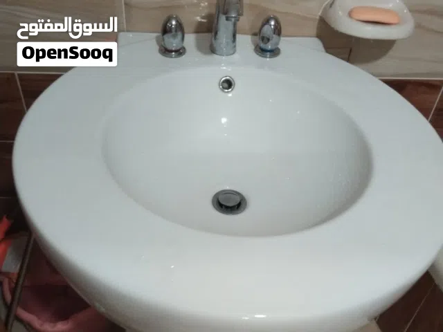 حوض وقاعده حمام