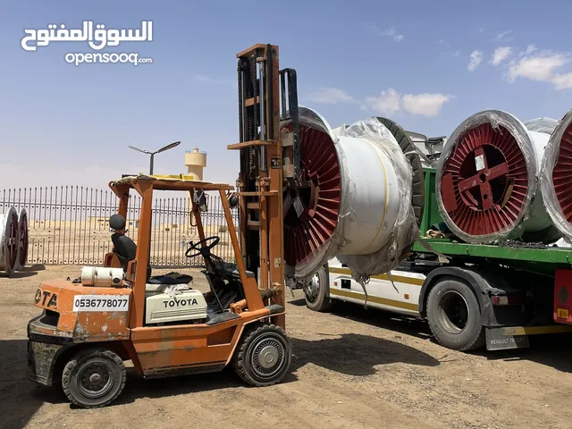 رافعة شوكيه لااجار
