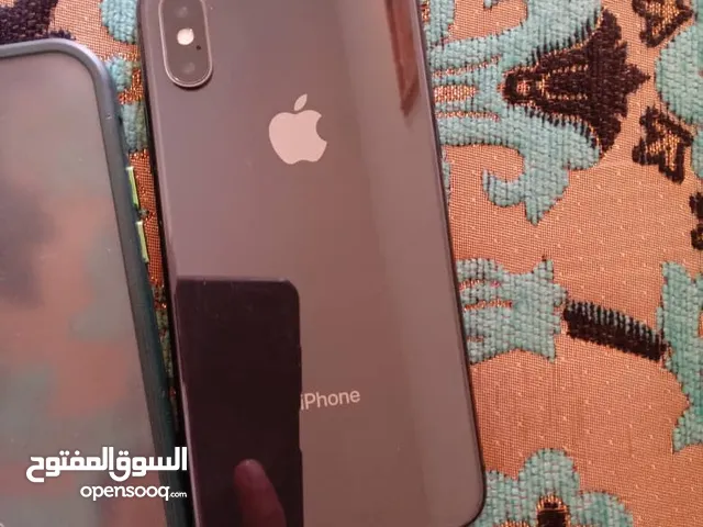 ايفون xs للبيع تليفون محلي