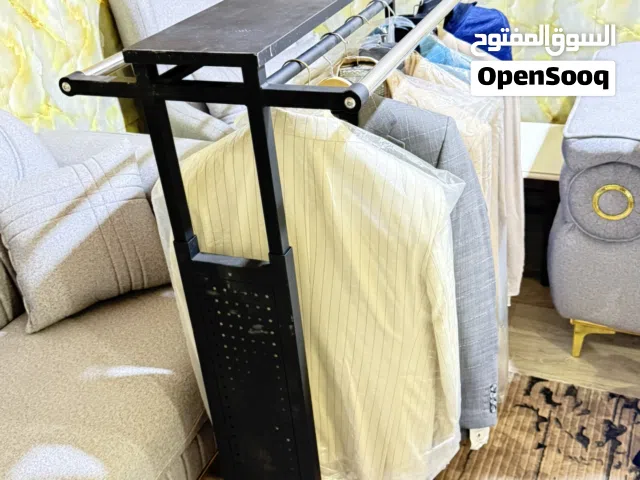 تعلاكة ملابس وسطيه متحركه