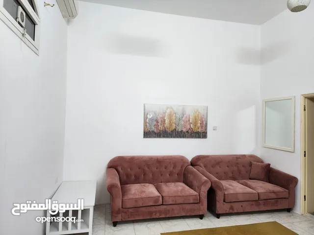 اثاث للبيع