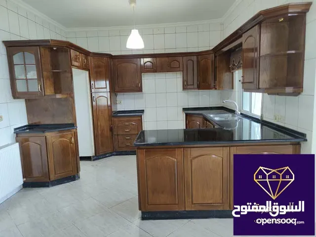 151m2 3 Bedrooms Apartments for Sale in Amman Deir Ghbar