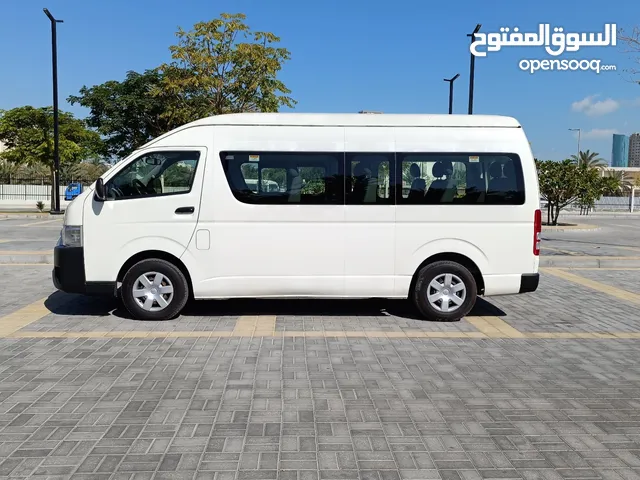 TOYOTA HIACE HIGH ROOF  PASSENGER MINI BUS  MODEL 2019 SINGLE OWNER  ONE YEAR PASSING AND INSURANCE
