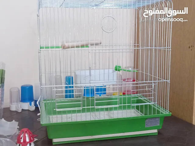 مشارب ومعالف ببغاء او عصفير او حمام