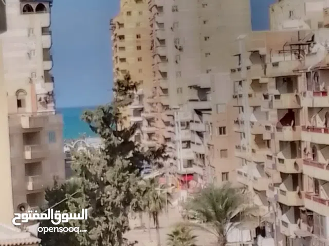 شقة بروف مسجلة أول الساحل الشمالي