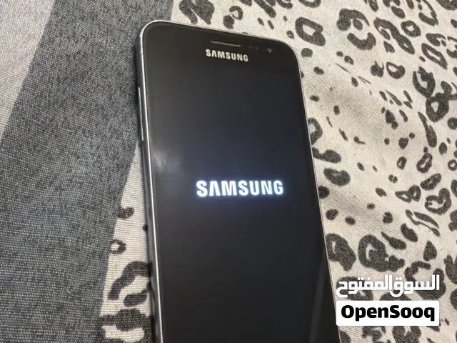 Samsung Galaxy J3 8 GB in Tripoli