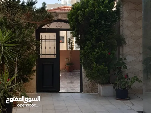 186 m2 3 Bedrooms Apartments for Rent in Amman Deir Ghbar