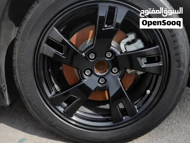 جنط 18 مستعمل مع كوشوك وحساسات راكبات