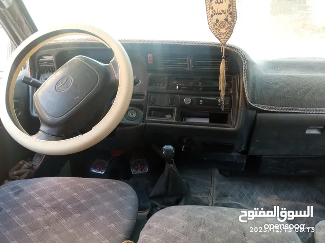 Toyota Hiace GL in Al Mukalla