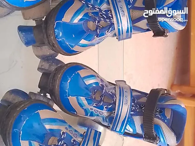 سكتين اربع اعجل بحالة جيدة