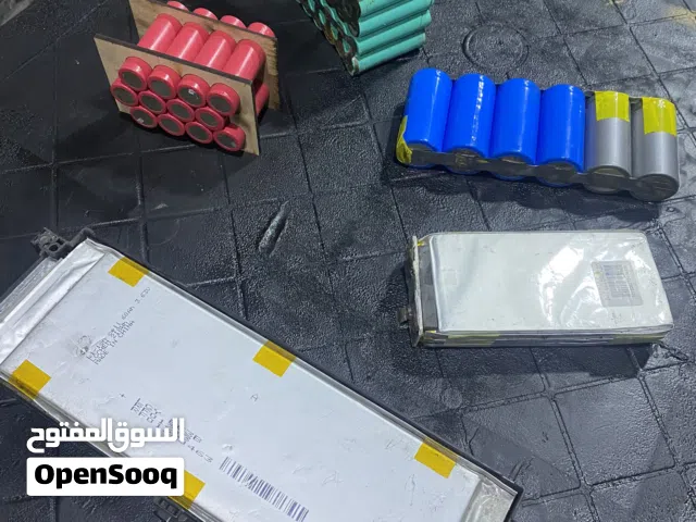 خلايا ليثيوم جديد ومستعمل