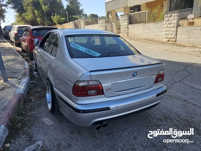 للبيع 525i e39