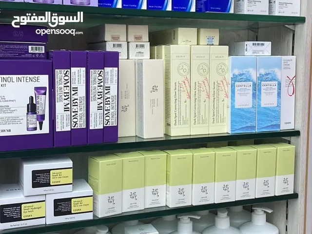 شريك ممول براس المال في محل قائم بربح شهري ثابت ومضمون