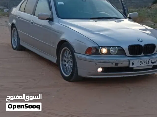 530 خامسة بي ام