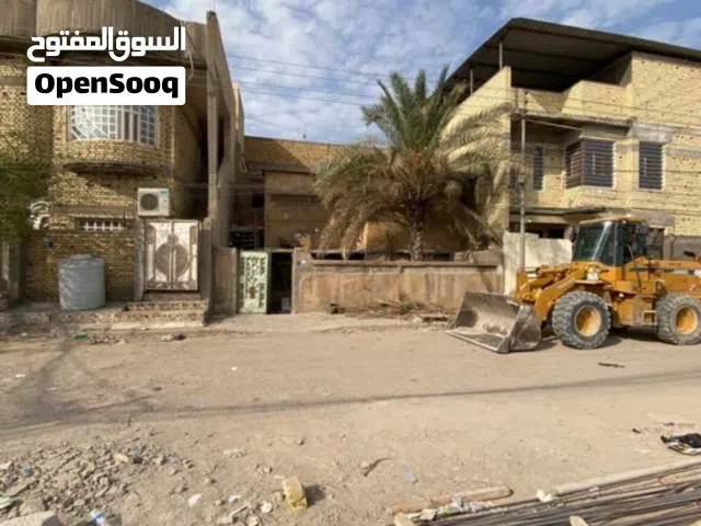 تفليش وهدم البيوت والبنايات وقلع القطع وأزالة الأنقاض ودفنها بالجلمود والأسمنت والسبيس وحدلها طبقتين