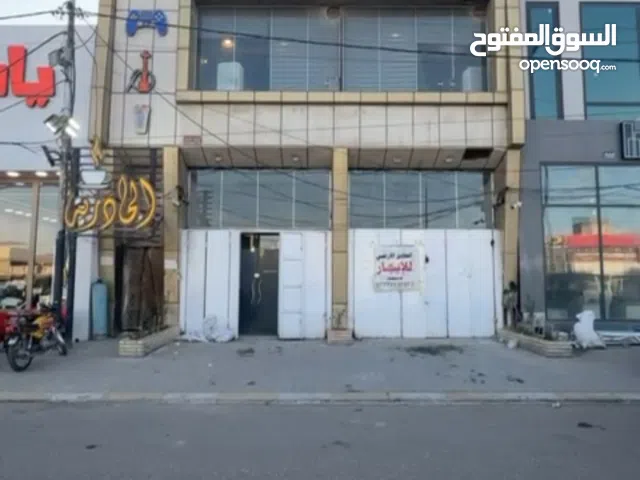 بنايه للايجار طابق ارضي 200 م حي السلام مقابيل حي الجامعه