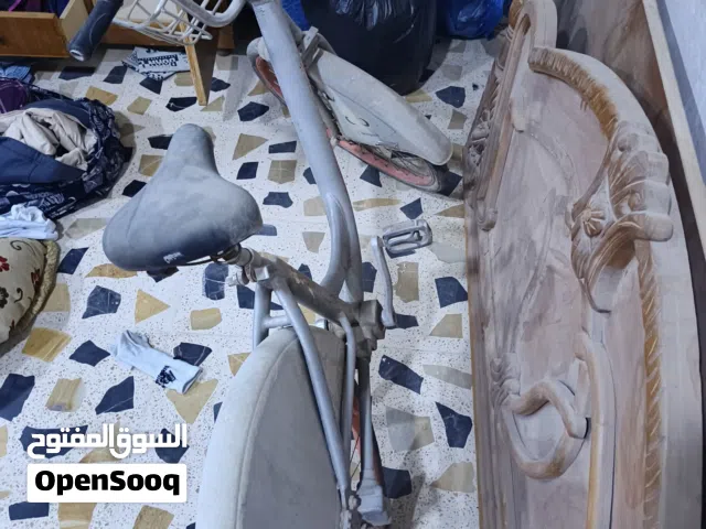 دراجة هوائية حالة جيدة للبيع لكن يحتاج تصليح