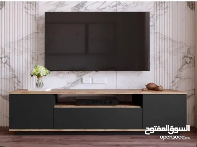 طاولة شاشة المودرن الطويلة تصميم عصري يلامس ذوقك و مساحة مثالية لتنظيم عالمك الرقمي