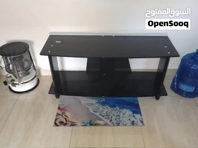طاولة شاش تتسع الى شاشه لا غاية 75 انش