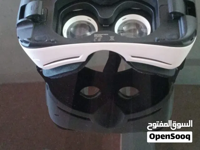 نظارة واقع افتراضي Samsung VR (Oculus) بحالة ممتازة