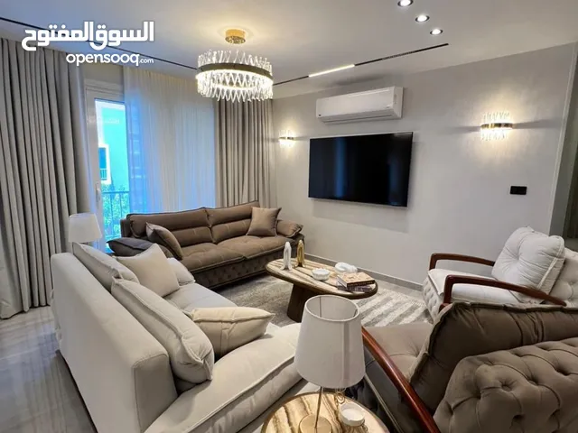فرصة حقيقية للسكن الفوري في قلب التجمع الخامس!