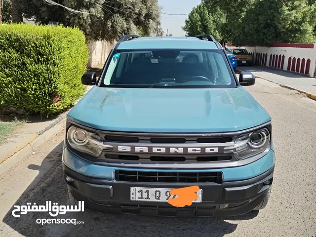 فورد برونكو موديل 2022 لون ازرق غير محدد